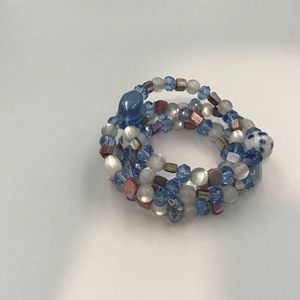 Multicolored beaded bracelet